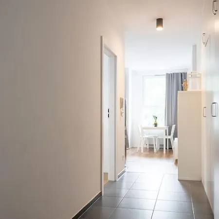 Urban Chic - -cozy And Stylish - Rondo Onz - Pereca Apartment *