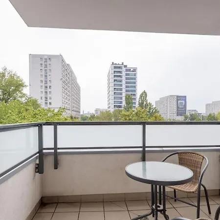 Urban Chic - Pereca Cozy & Stylish In Apartament