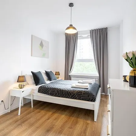 Urban Chic - Pereca Cozy & Stylish In * Warszawa